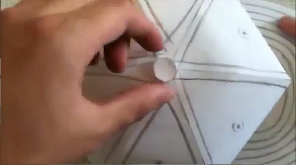 Cách làm nón lưỡi trai bằng giấy - bước 13