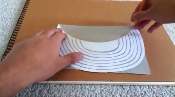 Cách làm nón lưỡi trai bằng giấy - bước 9